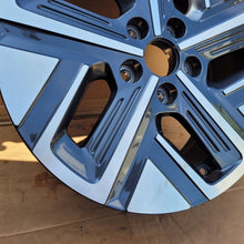 Laden Sie das Bild in den Galerie-Viewer, 1x Alufelge 17 Zoll 7.0" 5x114.3 52910-0D100 Hyundai Kona Rim Wheel FEL5705723654ab