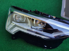 Laden Sie das Bild in den Galerie-Viewer, Frontscheinwerfer Audi 83A941784 Rechts Scheinwerfer Headlight SCH7080054427bg