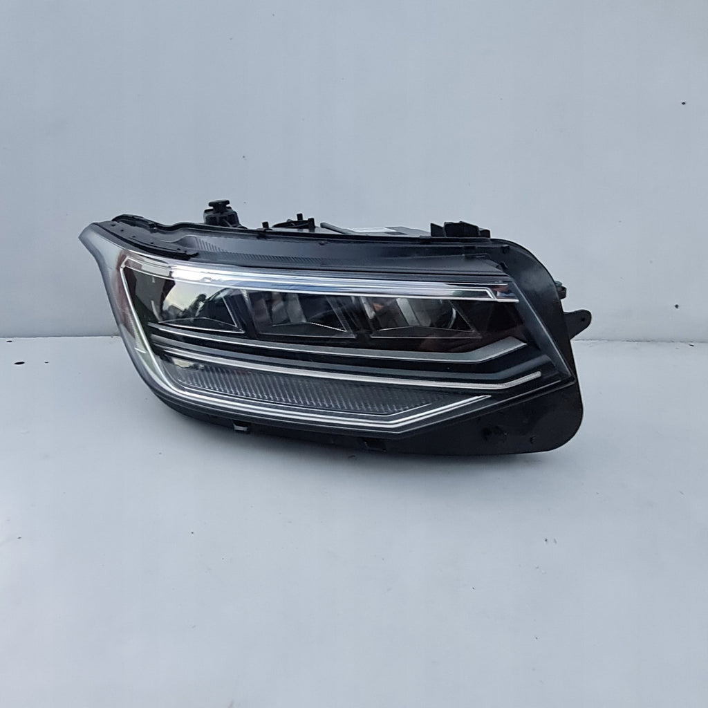 Frontscheinwerfer VW Tiguan 5NB941036G Rechts Scheinwerfer Headlight