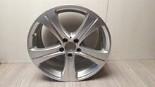 Laden Sie das Bild in den Galerie-Viewer, 1x Alufelge 18 Zoll 8.0" 5x112 43ET Silber A2134011400 Mercedes-Benz W213 FEL9583536697dt