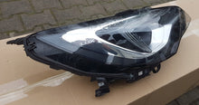 Laden Sie das Bild in den Galerie-Viewer, Frontscheinwerfer Opel Astra K 39077807 7963210161R LED Rechts Headlight