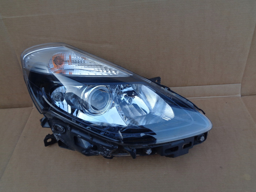 Frontscheinwerfer Renault Clio III 260104676 Rechts Scheinwerfer Headlight