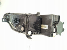 Laden Sie das Bild in den Galerie-Viewer, Frontscheinwerfer Seat Toledo III 5P1941005A LED Ein Stück (Rechts oder Links)