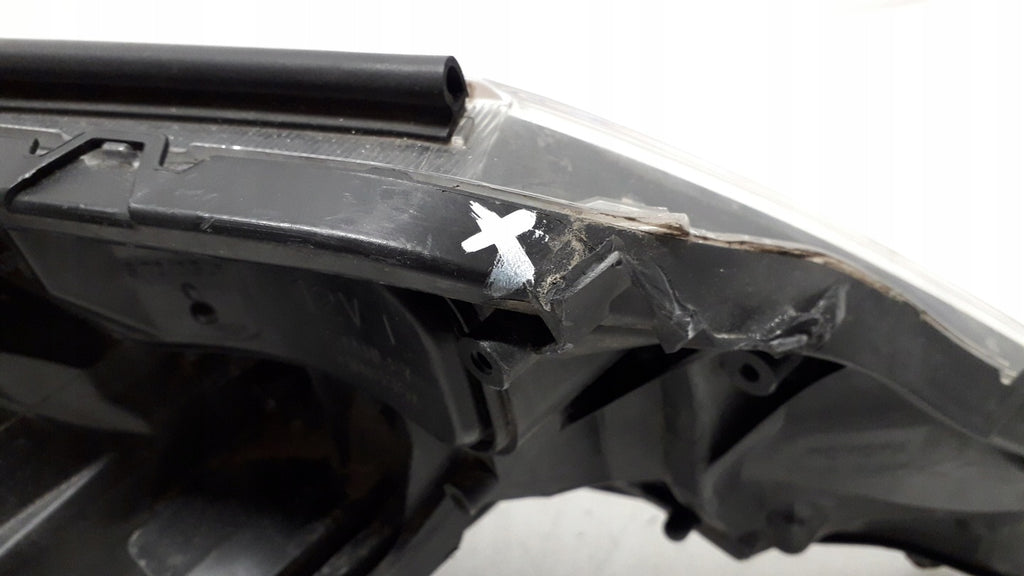 Frontscheinwerfer Toyota 4 LED Links Scheinwerfer Headlight