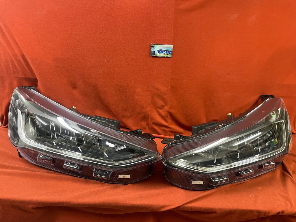 Frontscheinwerfer Ford Focus Ein Stück (Rechts oder Links) Headlight SCH4025408339aj