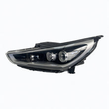 Laden Sie das Bild in den Galerie-Viewer, Frontscheinwerfer Hyundai I30 III 92101-G4100 LED Links Scheinwerfer Headlight