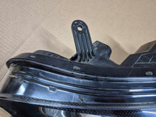 Load image into Gallery viewer, Frontscheinwerfer Hyundai I20 II 92101-4P500 Links Scheinwerfer Headlight SCH5254593077bf
