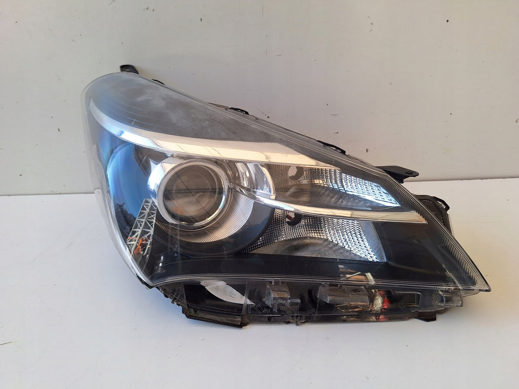 Frontscheinwerfer Toyota Yaris Rechts Scheinwerfer Headlight