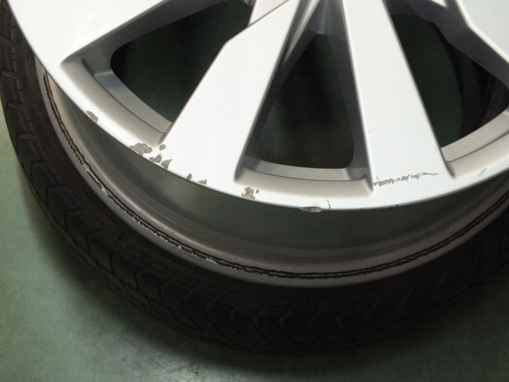 1x Alufelge 17 Zoll 7.5" 5x112 43ET Glanz Silber 8V0601025 Audi Rim Wheel FEL9065438210lh