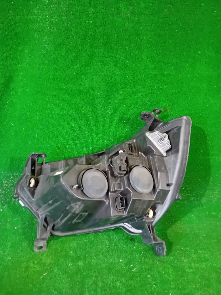 Frontscheinwerfer Renault Master III 260105567R Rechts Scheinwerfer Headlight SCH2067596517fk