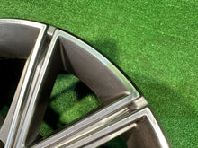 Load image into Gallery viewer, 1x Alufelge 17 Zoll 7.5&quot; 5x112 42ET A1724011402 Mercedes-Benz Slc R172 Slk