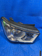 Laden Sie das Bild in den Galerie-Viewer, Frontscheinwerfer Hyundai H350 92102-59 LED Rechts Scheinwerfer Headlight