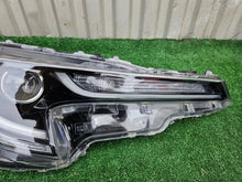 Load image into Gallery viewer, Frontscheinwerfer Toyota Corolla 81110-02S70 LED Ein Stück (Rechts oder Links) SCH2985299110rn