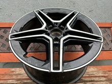 Load image into Gallery viewer, 1x Alufelge 18 Zoll 8.5" 5x112 49ET Glanz Schwarz A2054019600 Mercedes-Benz W205 FEL4049376327rk