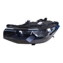 Laden Sie das Bild in den Galerie-Viewer, Frontscheinwerfer VW T-Cross 2GM941005A Links Scheinwerfer Headlight