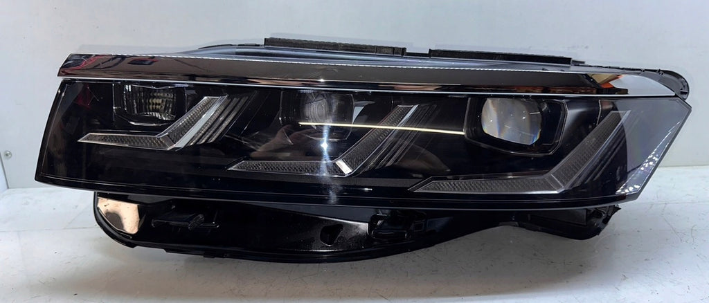 Frontscheinwerfer VW Touareg Cr7 761941081C 761941082C Full LED Ein Satz SCH3444137954tc