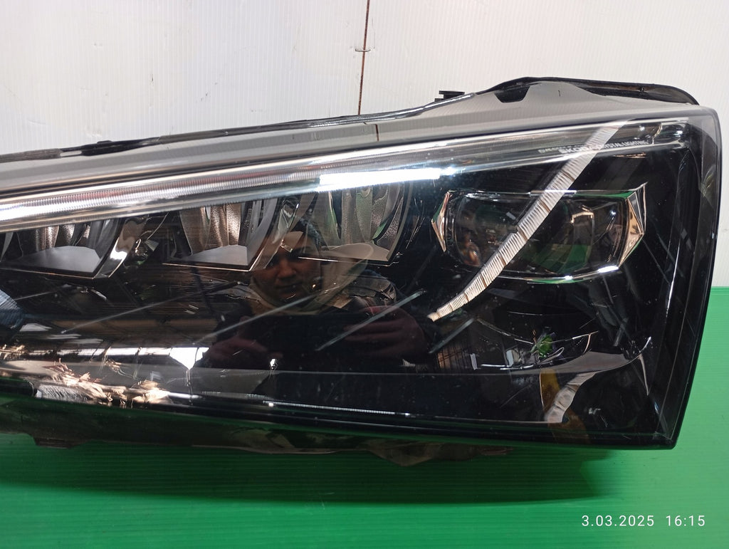 Frontscheinwerfer Skoda Scala 657941015A Full LED Ein Stück (Rechts oder Links) SCH5821408149nd