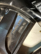 Load image into Gallery viewer, 1x Alufelge 20 Zoll 8.0&quot; 5x108 50 5ET 32410864 Volvo Xc40 Rim Wheel