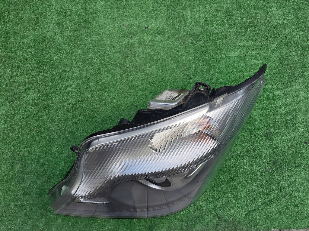 Frontscheinwerfer Mercedes-Benz Sprinter A9068203161 Bi-Xenon Links Headlight