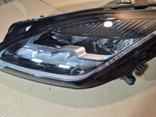 Laden Sie das Bild in den Galerie-Viewer, Frontscheinwerfer Jaguar E-Pace J9C3-13W030-BD Links Scheinwerfer Headlight SCH2820102990ke