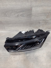 Load image into Gallery viewer, Frontscheinwerfer Skoda Octavia IV 5E4941015B Full LED Links Headlight SCH7025654028xy