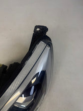 Laden Sie das Bild in den Galerie-Viewer, Frontscheinwerfer Ford Focus JX7B-13015-AE Links Scheinwerfer Headlight SCH4617207682sl