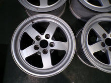 Laden Sie das Bild in den Galerie-Viewer, 4x Alufelge 16 Zoll 7.0" 5x112 35ET Glanz Silber 8W0601025 Audi Rim Wheel FEL8337356227lp