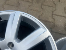 Load image into Gallery viewer, 4x Alufelge 18 Zoll 7.5&quot; 5x112 40ET Glanz Silber 601025AM VW Passat Phaeton