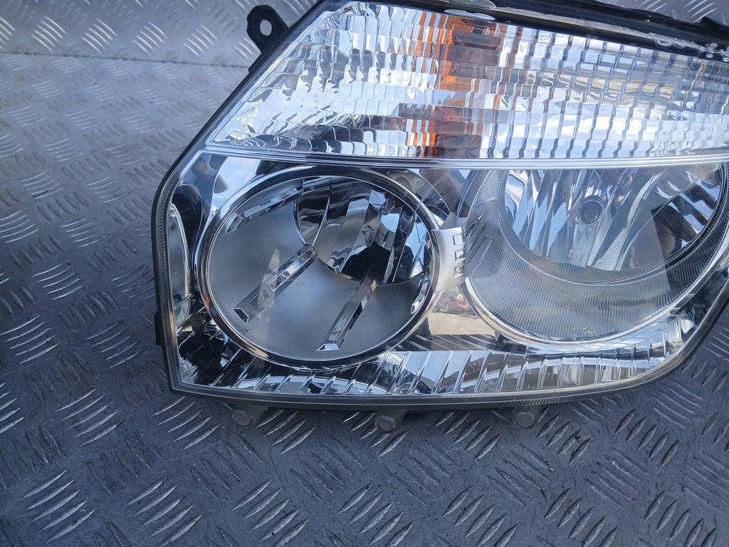 Frontscheinwerfer Dacia Duster 1305236683 Links Scheinwerfer Headlight