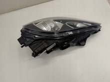 Laden Sie das Bild in den Galerie-Viewer, Frontscheinwerfer Porsche Macan 95B941031BM Links Scheinwerfer Headlight SCH7028536755xy