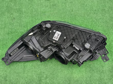 Laden Sie das Bild in den Galerie-Viewer, Frontscheinwerfer Ford Kuga GV4113D154EH Bi-Xenon Rechts Scheinwerfer Headlight SCH5183303773ma