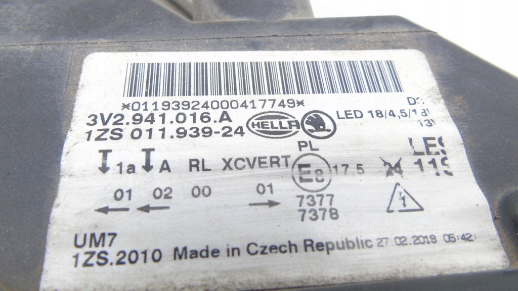 Frontscheinwerfer Skoda Superb III 3V2941016A Rechts Scheinwerfer Headlight