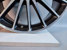 Laden Sie das Bild in den Galerie-Viewer, 1x Alufelge 19 Zoll 8.0" 5x112 48ET A1764010502 Mercedes-Benz W176 Rim Wheel FEL9167430436oe