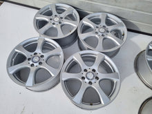 Laden Sie das Bild in den Galerie-Viewer, 4x Alufelge 17 Zoll 7.0" 5x112 54ET Mercedes-Benz Viano Rim Wheel FEL3341363694sv