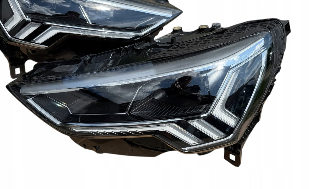 Frontscheinwerfer Audi Q3 Full LED Ein Satz Scheinwerfer Headlight