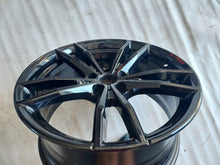 Load image into Gallery viewer, 1x Alufelge 19 Zoll 8.5" 5x120 40ET Glanz Schwarz 8089893 BMW 3 G21 G20 FEL7639250099tb