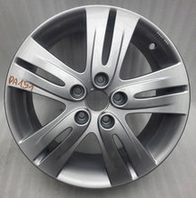 Load image into Gallery viewer, 1x Alufelge 17 Zoll 6.5" 5x114.3 52 5ET Glanz Silber CC31-V3-810 Mazda 3 5 FEL3724686680zr