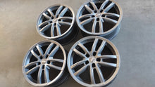 Laden Sie das Bild in den Galerie-Viewer, 4x Alufelge 17 Zoll 7.5" 5x112 45ET Rim Wheel FEL7381535469ma