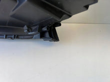 Laden Sie das Bild in den Galerie-Viewer, Frontscheinwerfer Dacia Duster 260101133R 260609367R Rechts oder Links