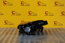 Laden Sie das Bild in den Galerie-Viewer, Frontscheinwerfer Honda Jazz Logo LED Ein Stück (Rechts oder Links) Headlight