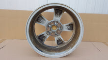Laden Sie das Bild in den Galerie-Viewer, 1x Alufelge 17 Zoll 6.5&quot; 5x114.3 40ET Nissan Qashqai J10 Rim Wheel