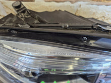 Laden Sie das Bild in den Galerie-Viewer, Frontscheinwerfer Mercedes-Benz W166 A1668207461 Rechts Scheinwerfer Headlight SCH2911358659ri