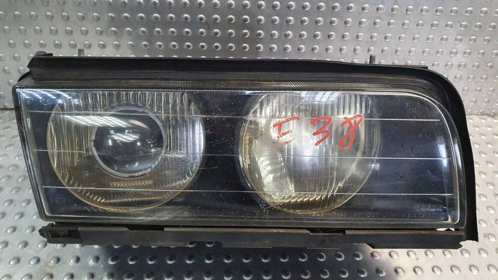 Frontscheinwerfer BMW 7 E38 0301043202 8352022 Rechts Scheinwerfer Headlight SCH9756463678op