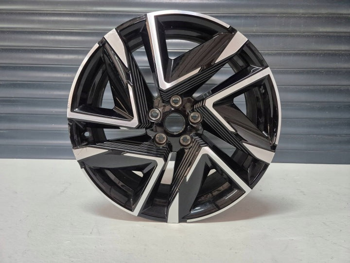 1x Alufelge 19 Zoll 5x114.3 Nissan Juke Rim Wheel FEL2933644070yf