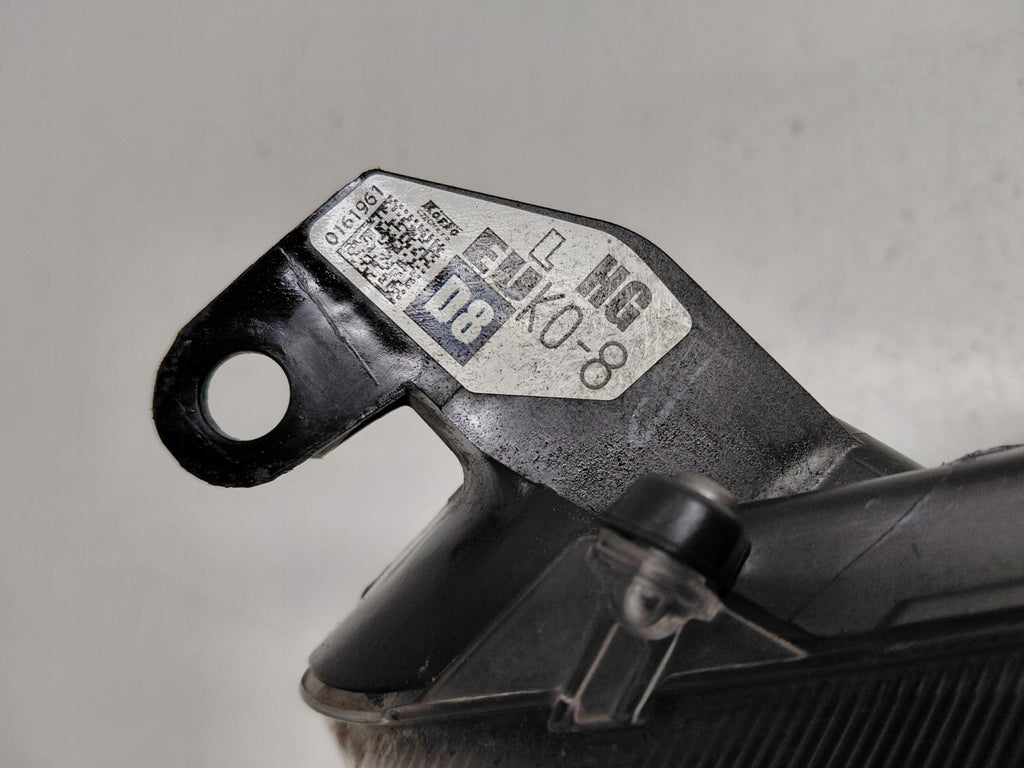 Frontscheinwerfer Toyota Yaris EUK0-8 Links Scheinwerfer Headlight SCH1839376013vr