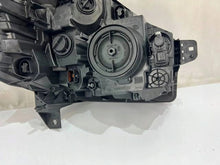 Load image into Gallery viewer, Frontscheinwerfer Renault Trafic III 260601754R Links Scheinwerfer Headlight