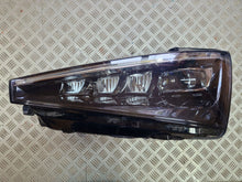 Laden Sie das Bild in den Galerie-Viewer, Frontscheinwerfer Skoda Scala 657941015A 90176078 Full LED Links Headlight SCH3644659227rb
