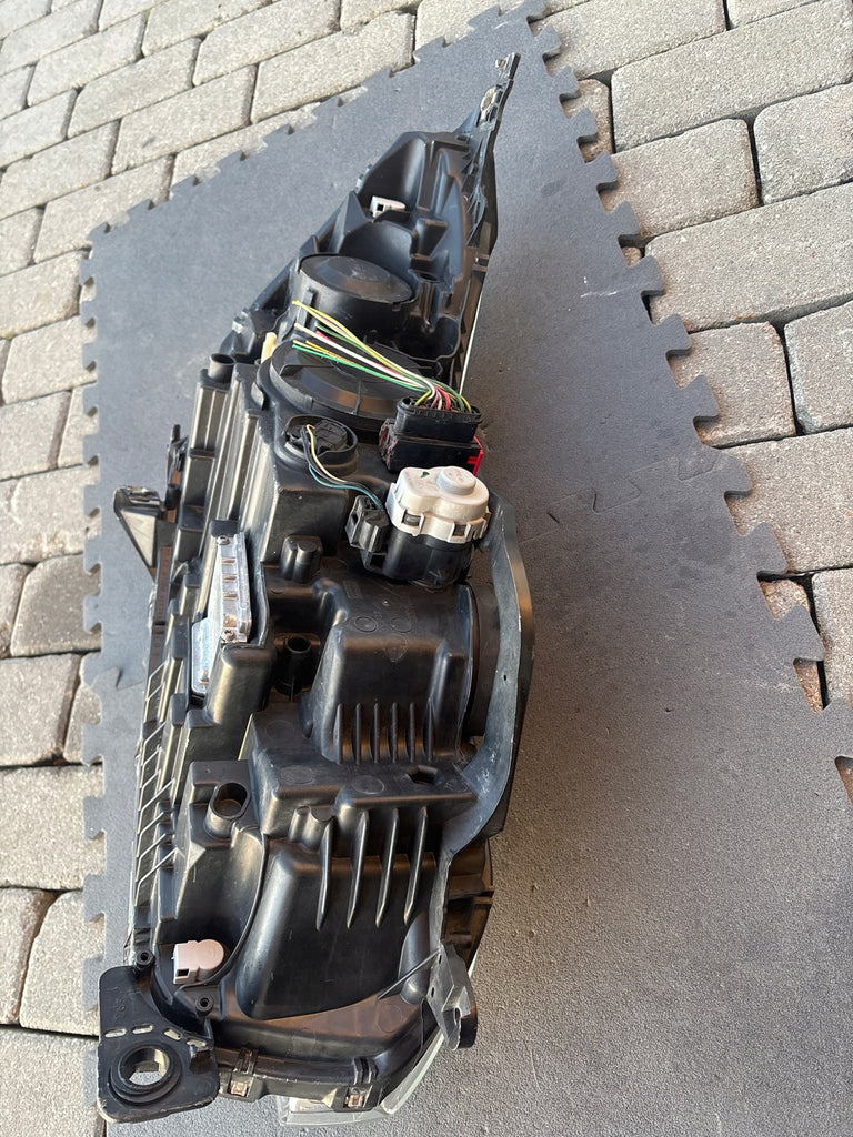 Frontscheinwerfer Citroën C5 III 9674869880 9674399580 Bi-Xenon Links Headlight