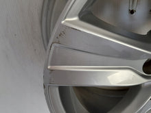 Load image into Gallery viewer, 1x Alufelge 16 Zoll 6.5&quot; 5x114.3 41ET Glanz Silber 403001119 Renault Rim Wheel