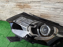 Laden Sie das Bild in den Galerie-Viewer, Frontscheinwerfer Land Rover Discovery FK72-13W030-EF Xenon Links Headlight SCH1439490786uh